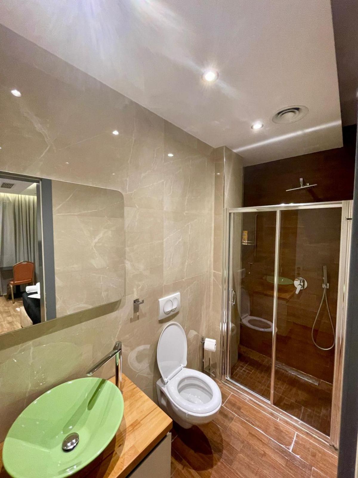 Premium City Studio & Suite 地拉那 外观 照片