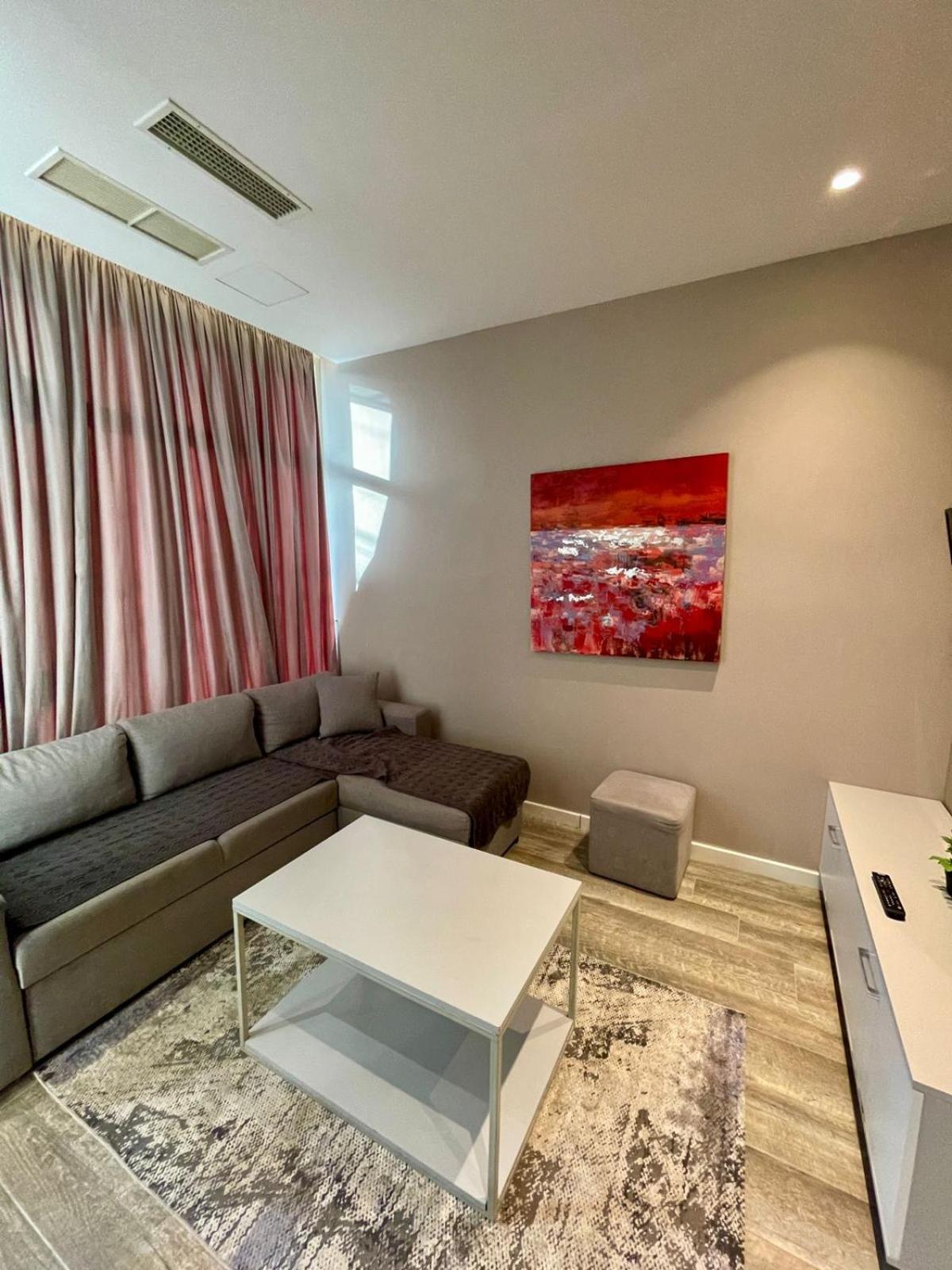 Premium City Studio & Suite 地拉那 外观 照片