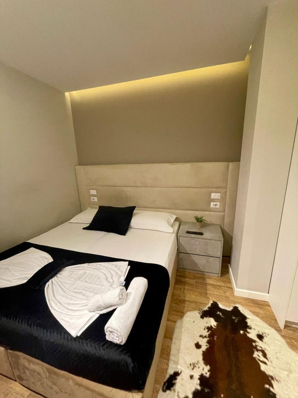 Premium City Studio & Suite 地拉那 外观 照片